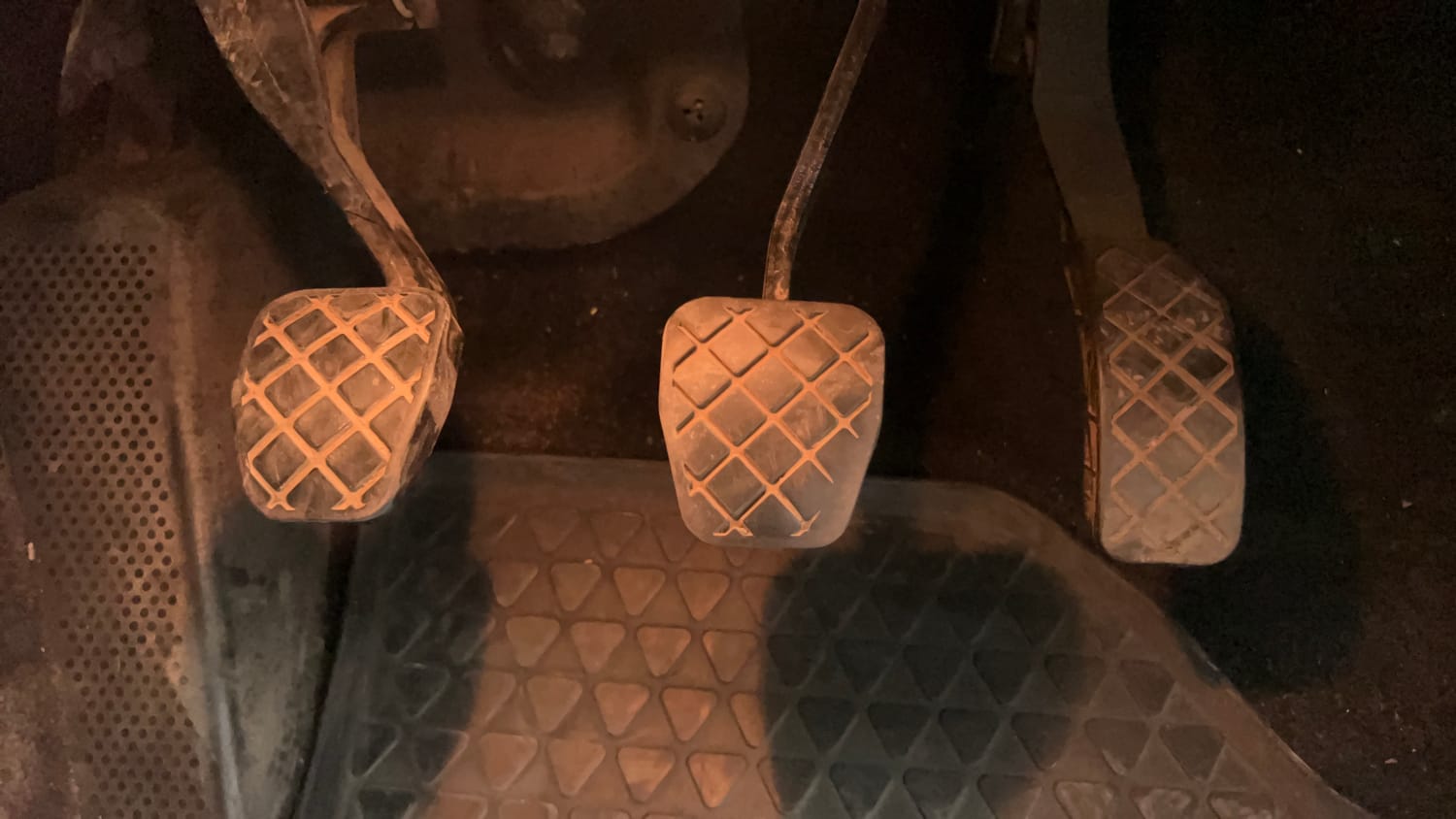 Used 2015 Volkswagen Polo Comfortline 1.2L (P) Petrol Manual interior PEDALS VIEW