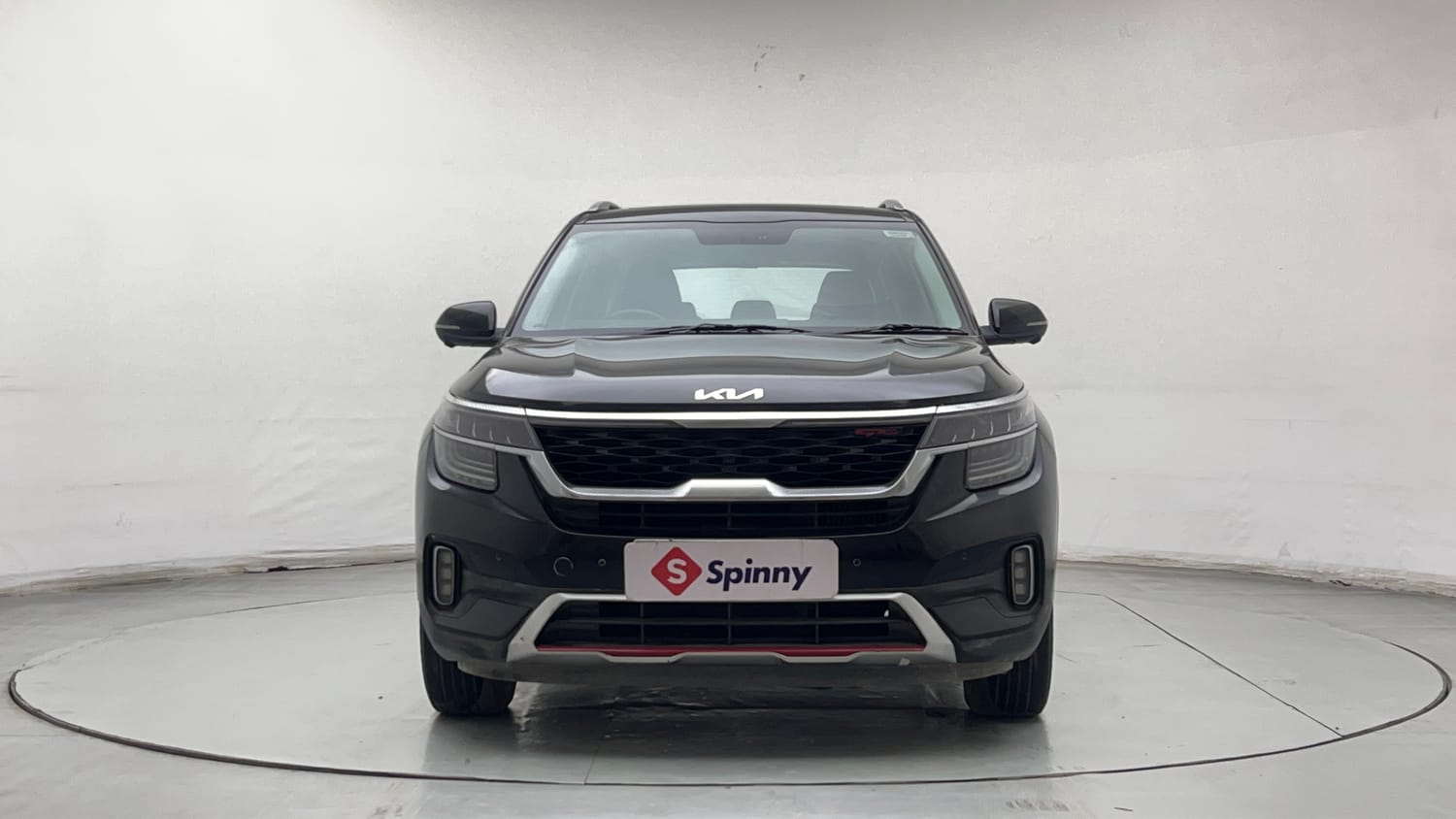 Used 2022 Kia Seltos GTX Plus 1.5 Diesel AT Diesel Automatic exterior FRONT VIEW