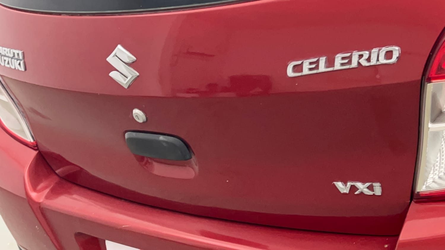 Used 2017 Maruti Suzuki Celerio VXi AMT Petrol Automatic dents MINOR SCRATCH