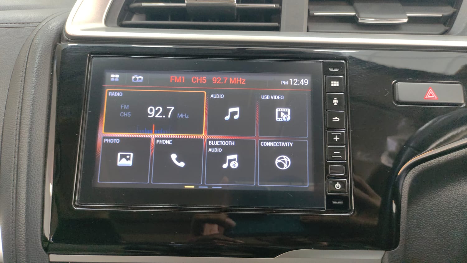 Used 2020 Honda Jazz ZX CVT Petrol Automatic top_features Integrated (in-dash) music system