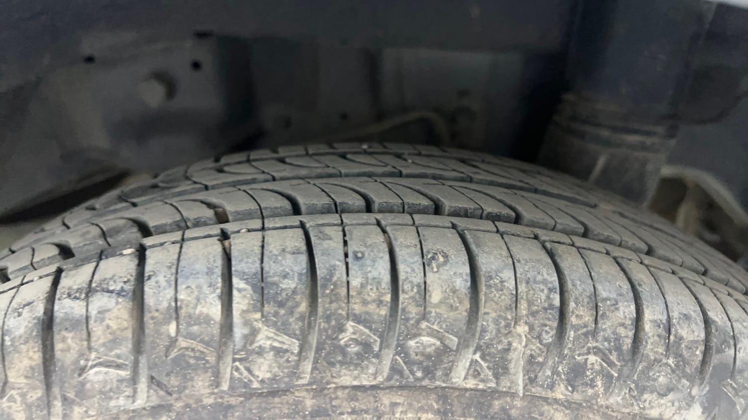 Used 2017 Hyundai Eon Era + Petrol Manual tyres LEFT REAR TYRE TREAD VIEW