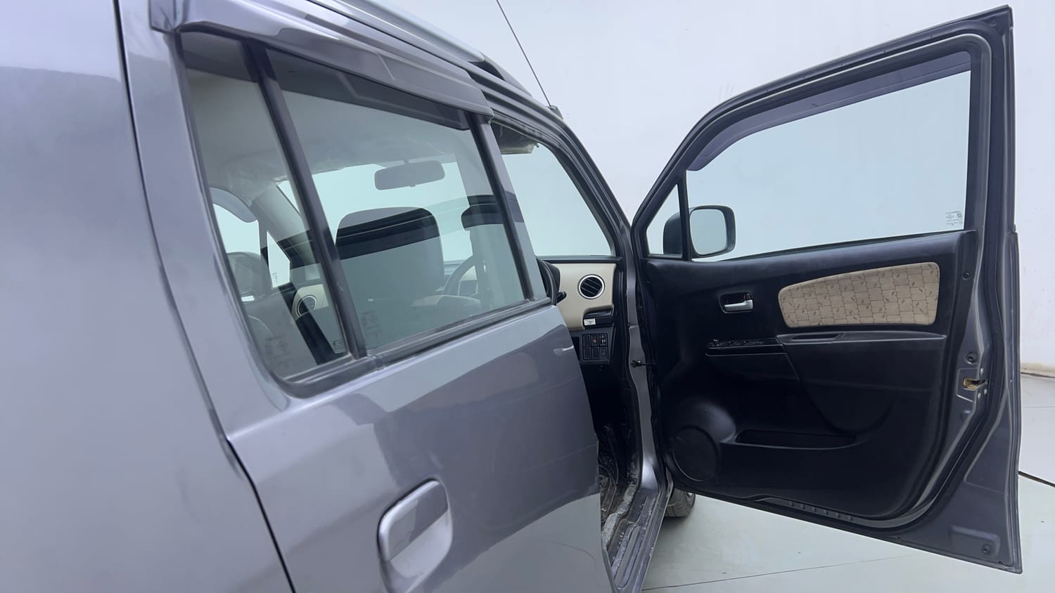 Used 2017 Maruti Suzuki Wagon R VXI Petrol Manual interior RIGHT FRONT DOOR OPEN VIEW