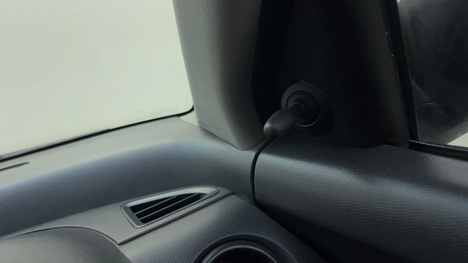 Used 2012 Maruti Suzuki Swift Dzire LXi 1.2 BS-IV Petrol Manual top_features Outside rear view mirrors (ORVMs)