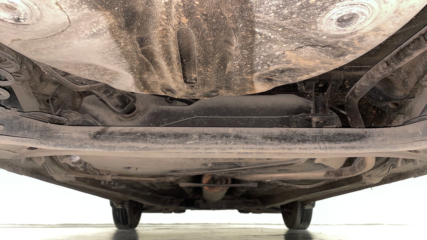 Used 2018 Maruti Suzuki Dzire VXi AMT Petrol Automatic extra REAR UNDERBODY VIEW (TAKEN FROM REAR)