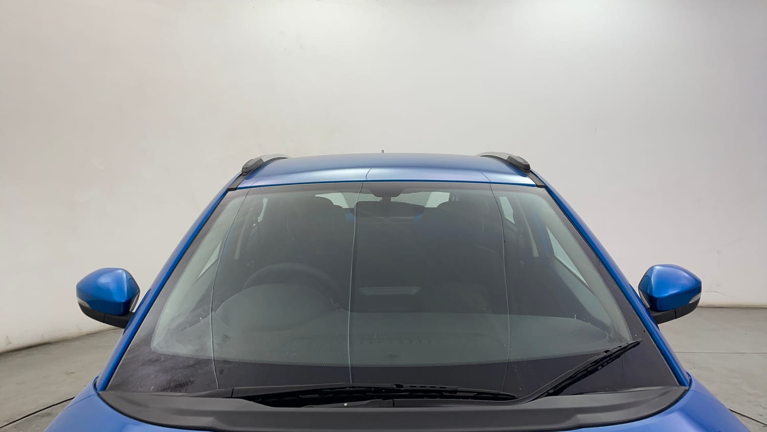 Used 2019 Tata Nexon XZ Plus Diesel Diesel Manual exterior FRONT WINDSHIELD VIEW