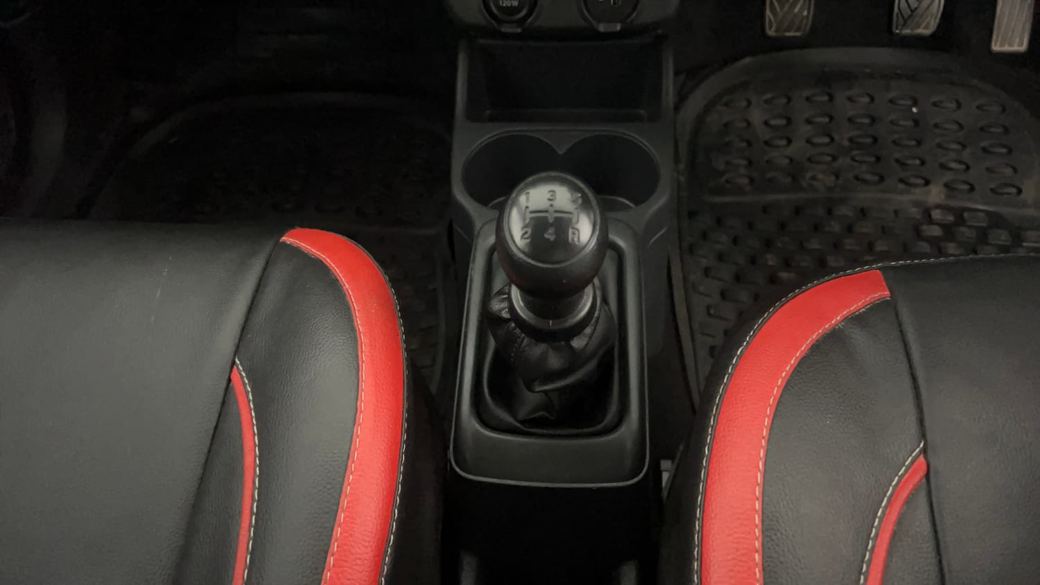 Used 2023 Maruti Suzuki Alto K10 VXi Plus Petrol Manual interior GEAR  KNOB VIEW