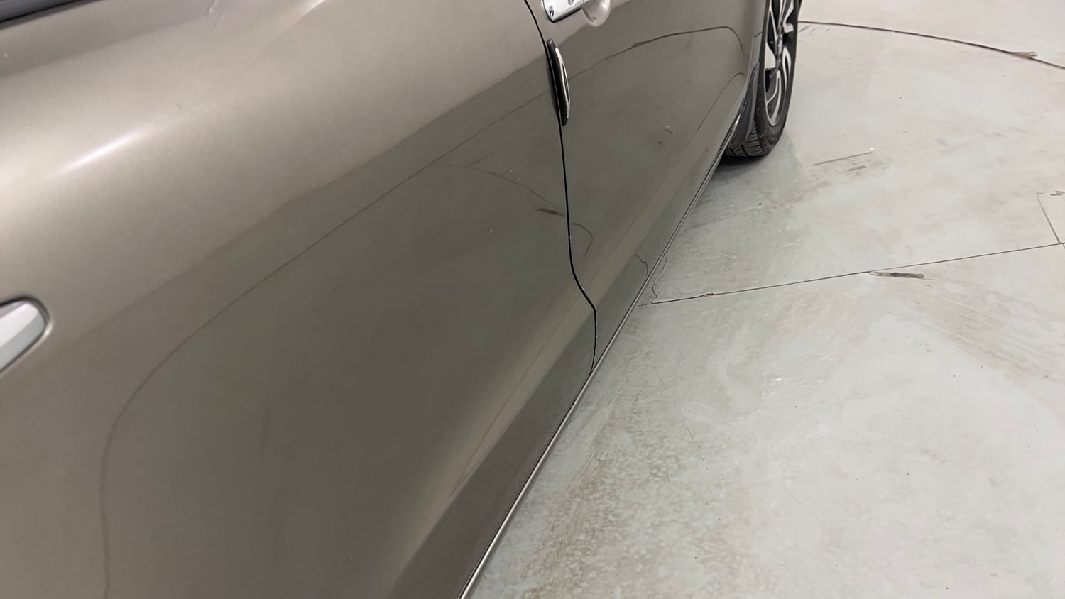 Used 2020 Maruti Suzuki Baleno Zeta Petrol Manual dents MINOR SCRATCH