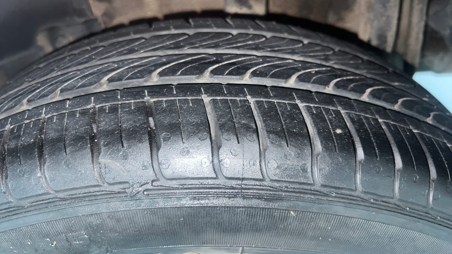 Used 2021 Tata Tigor XZA Plus Petrol Automatic tyres LEFT REAR TYRE TREAD VIEW