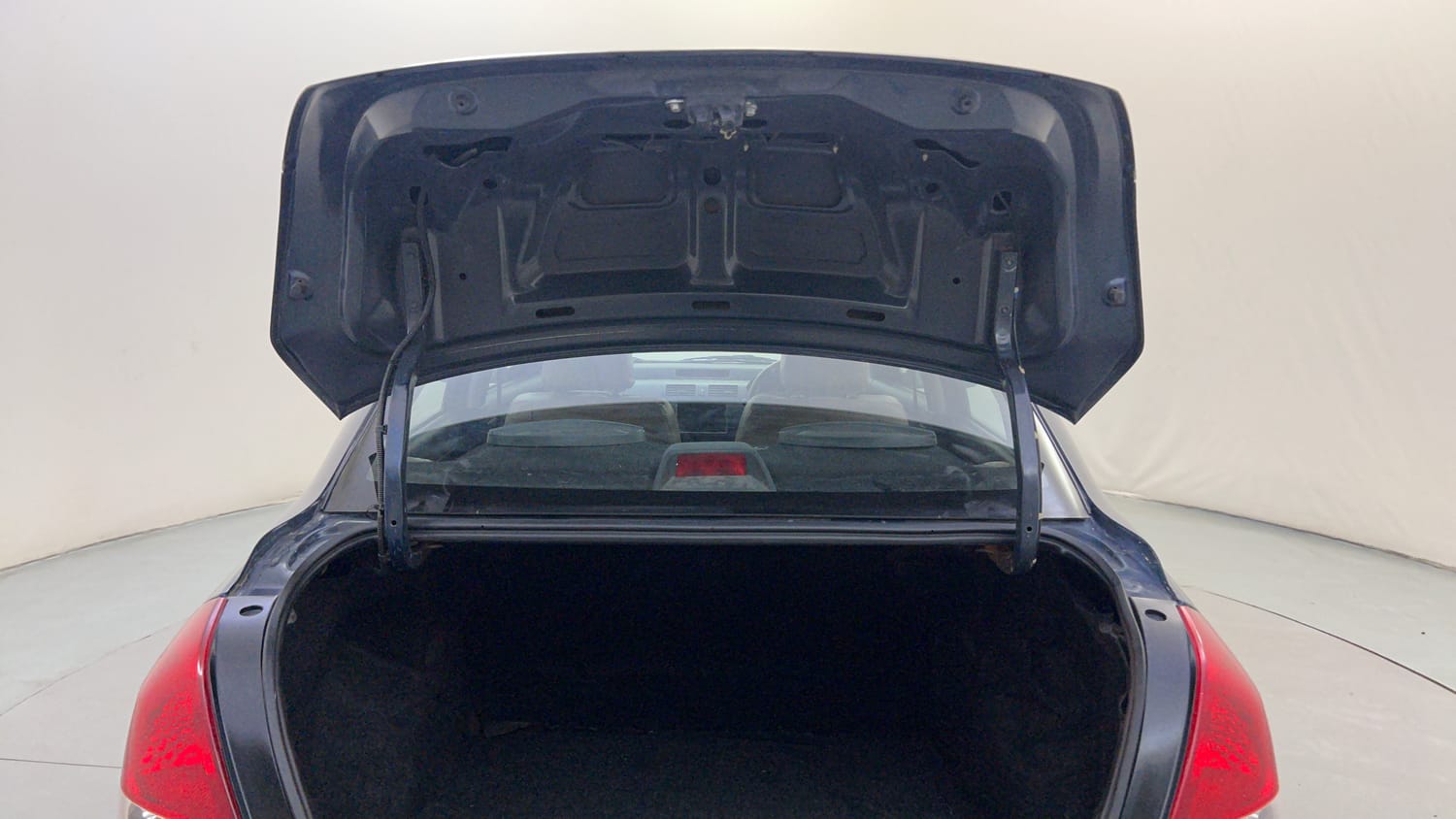 Used 2012 Maruti Suzuki Swift Dzire LXi 1.2 BS-IV Petrol Manual interior DICKY DOOR OPEN VIEW
