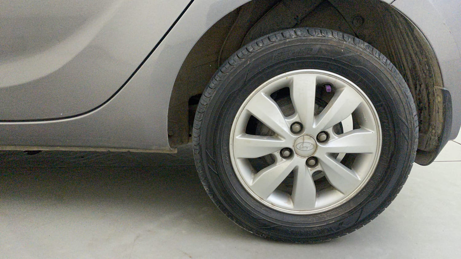 Used 2012 Hyundai i20 Sportz 1.2 Petrol Manual tyres LEFT REAR TYRE RIM VIEW