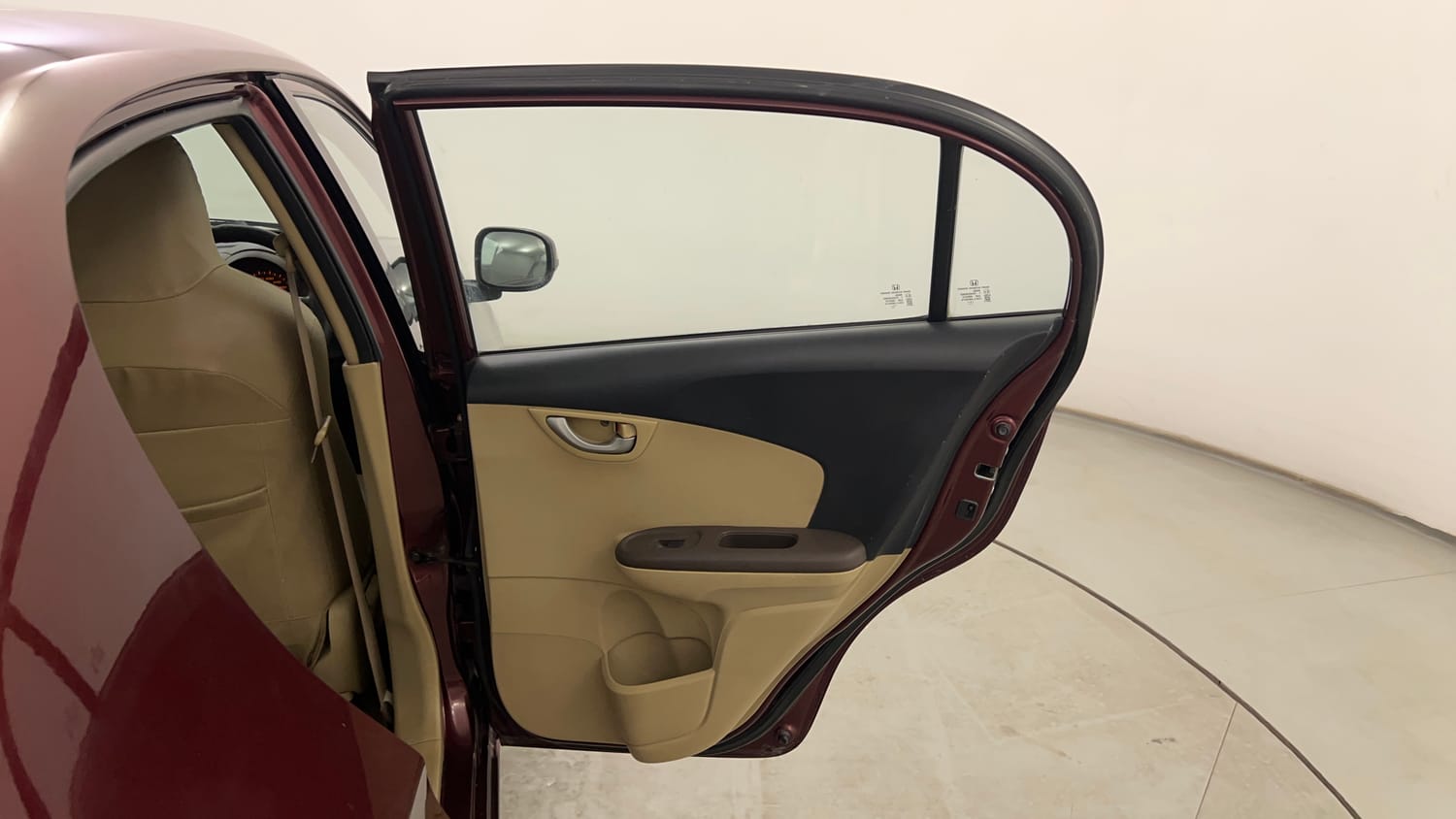 Used 2014 Honda Amaze 1.5 VX i-DTEC Diesel Manual interior RIGHT REAR DOOR OPEN VIEW