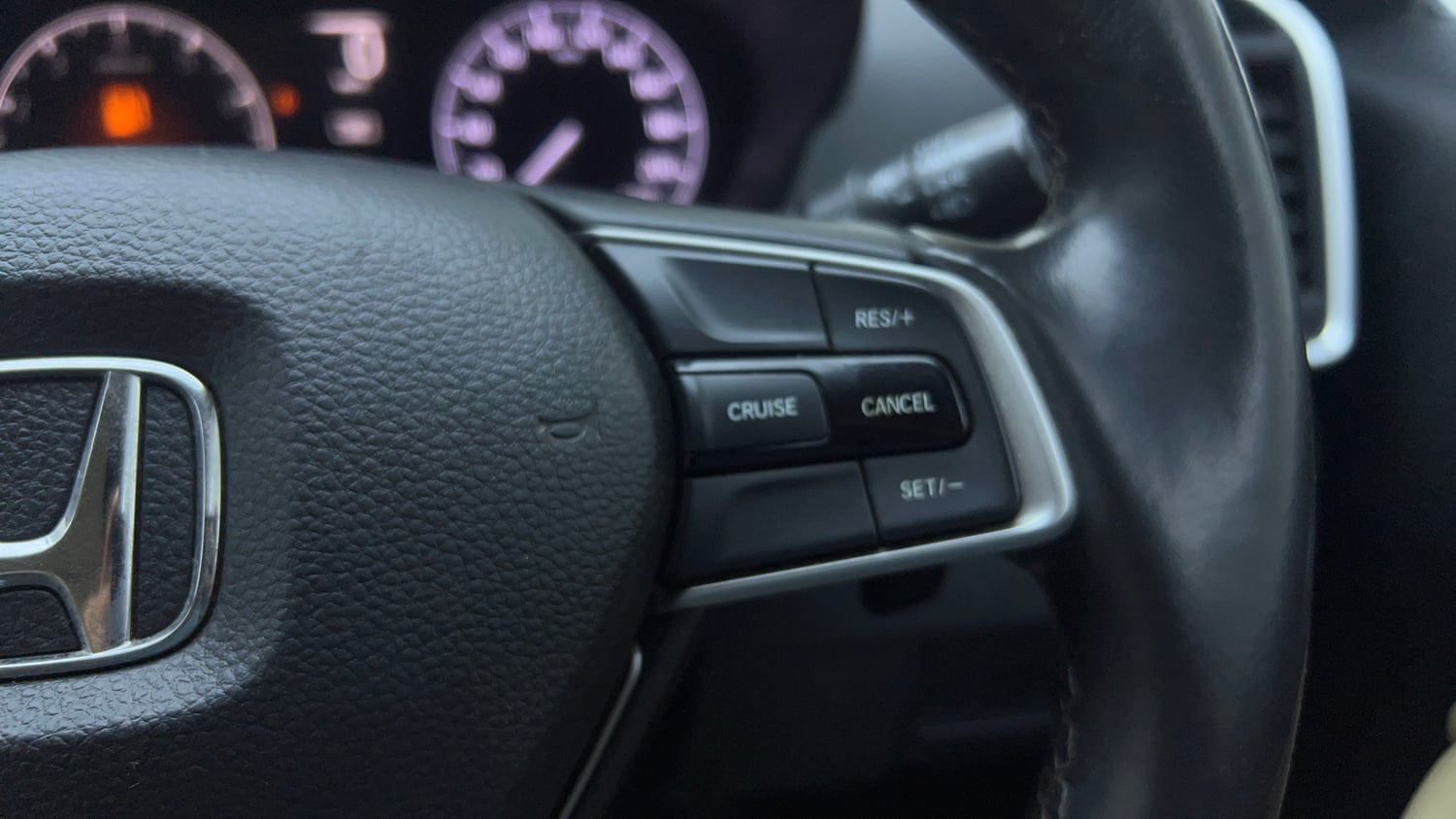 Used 2021 Honda City ZX CVT Petrol Petrol Automatic top_features Cruise control