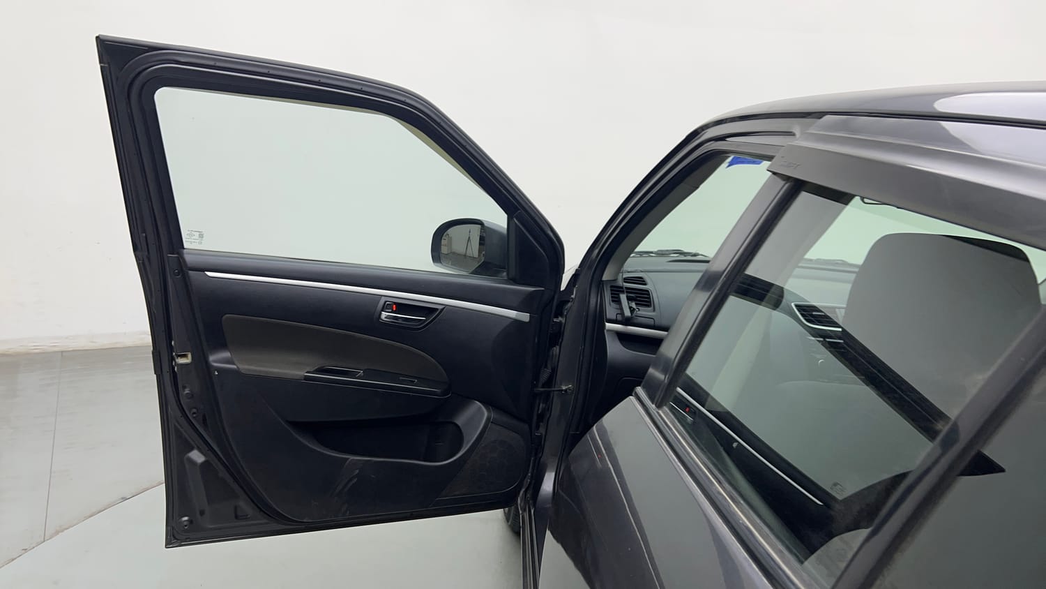 Used 2015 Maruti Suzuki Swift VXi Petrol Manual interior LEFT FRONT DOOR OPEN VIEW