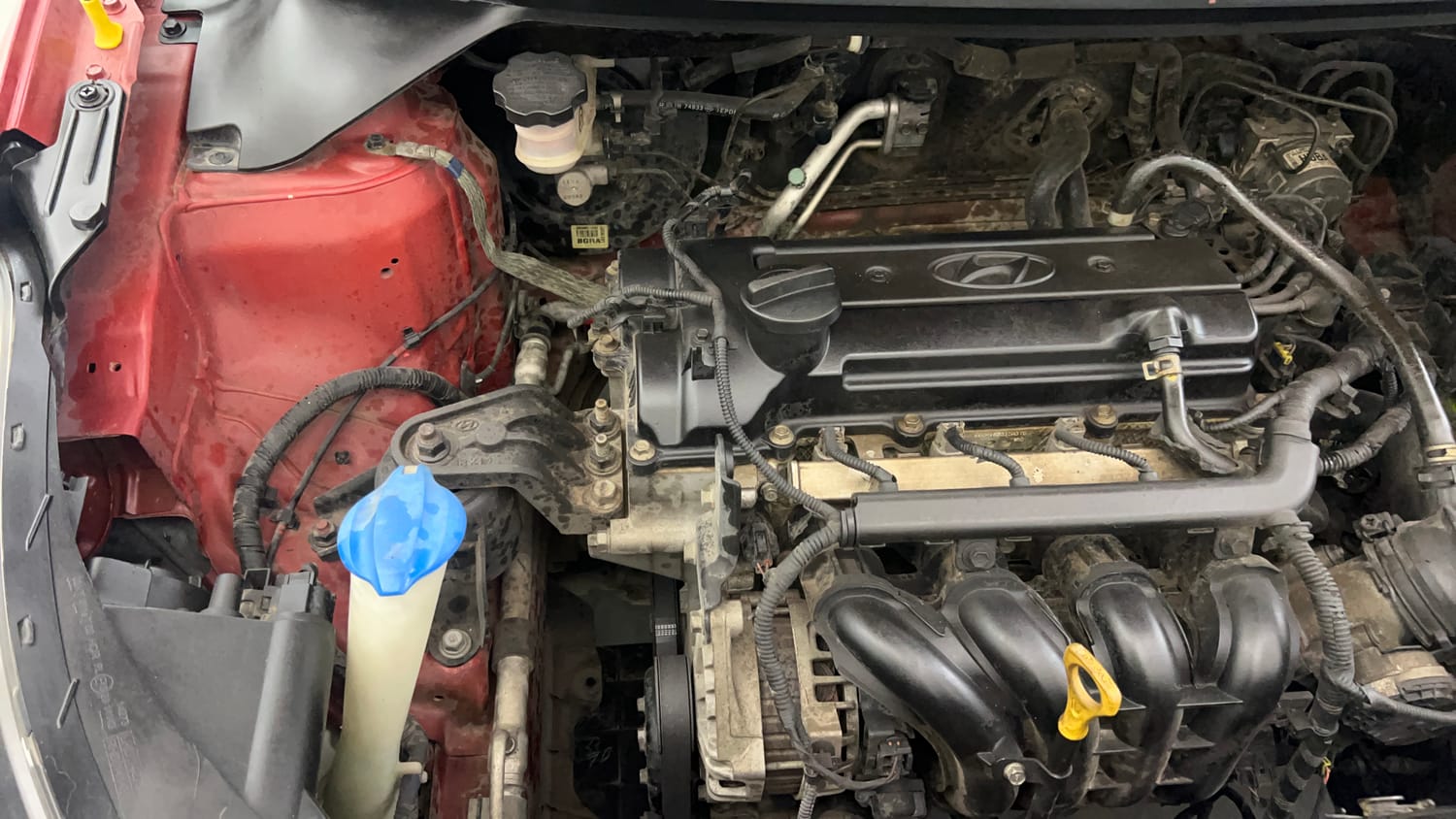Used 2016 Hyundai Elite i20 Sportz 1.2 Petrol Manual engine ENGINE RIGHT SIDE VIEW