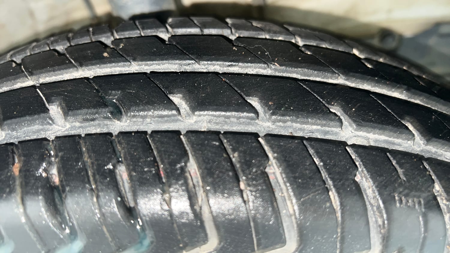 Used 2023 Maruti Suzuki Alto K10 VXi Plus Petrol Manual tyres RIGHT FRONT TYRE TREAD VIEW