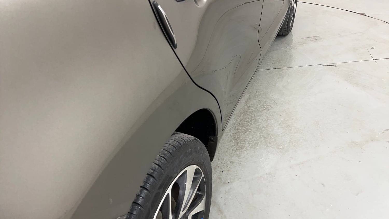 Used 2020 Maruti Suzuki Baleno Zeta Petrol Manual dents MINOR SCRATCH