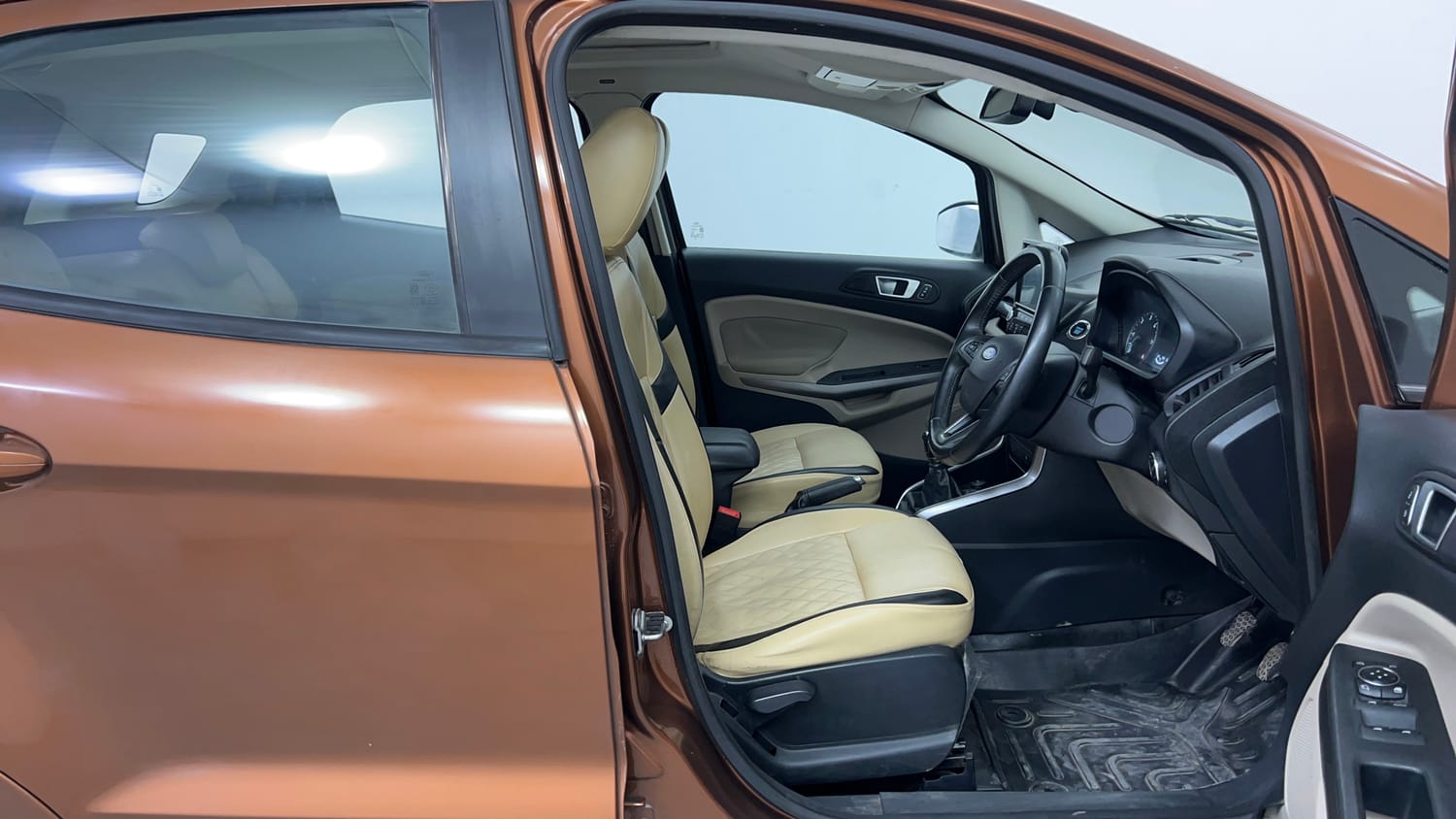 Used 2019 Ford EcoSport Titanium + 1.5L TDCi Diesel Manual interior RIGHT SIDE FRONT DOOR CABIN VIEW