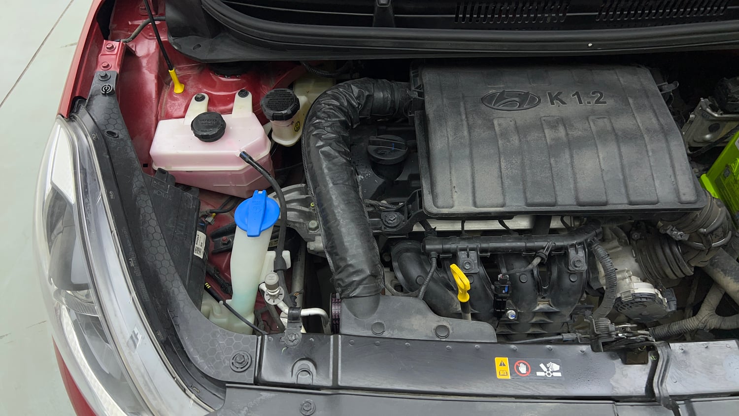 Used 2022 Hyundai Aura SX Plus 1.2 AMT Petrol Petrol Automatic engine ENGINE RIGHT SIDE VIEW