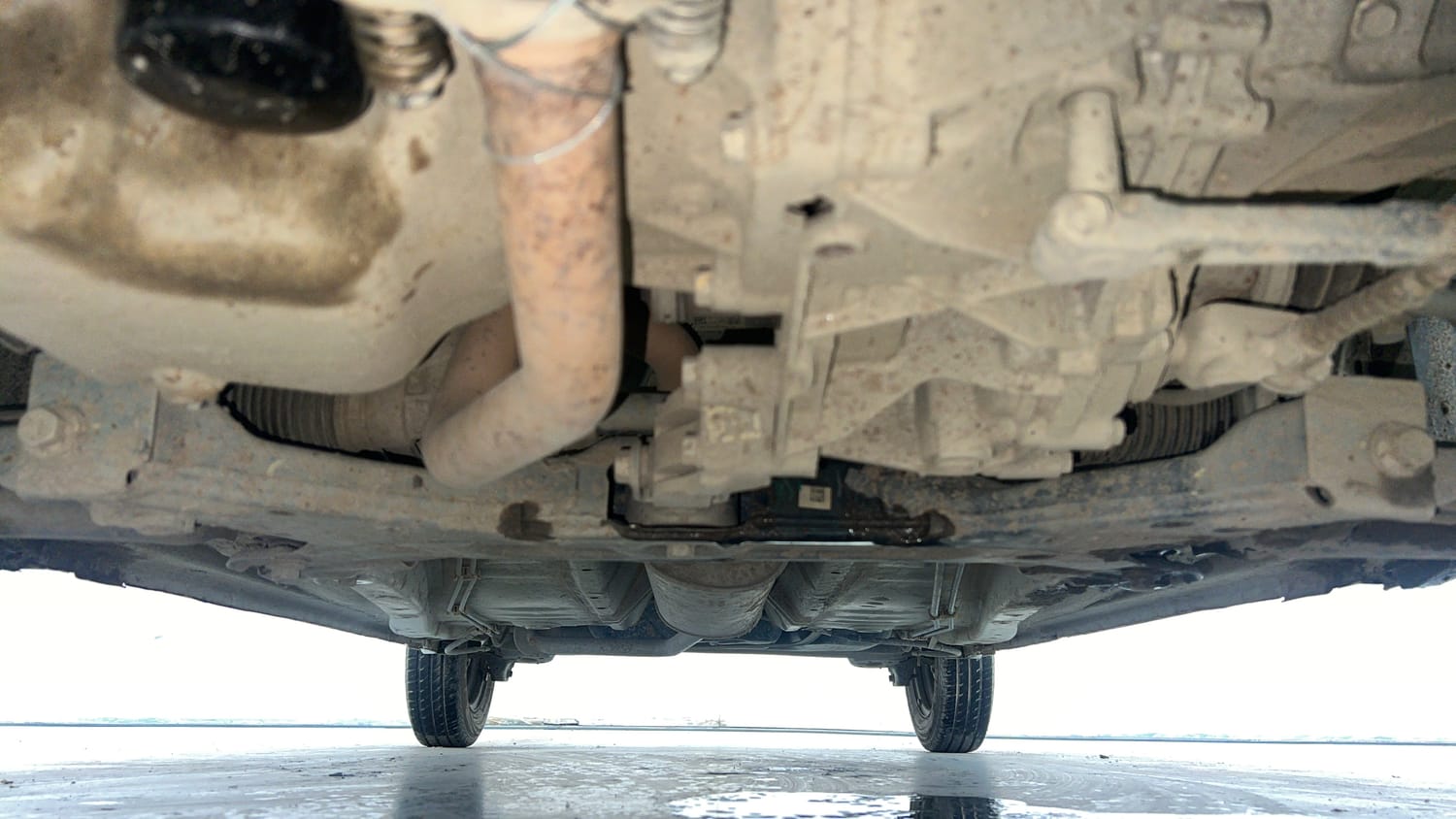 Used 2023 Maruti Suzuki Alto K10 VXi Plus Petrol Manual extra FRONT LEFT UNDERBODY VIEW
