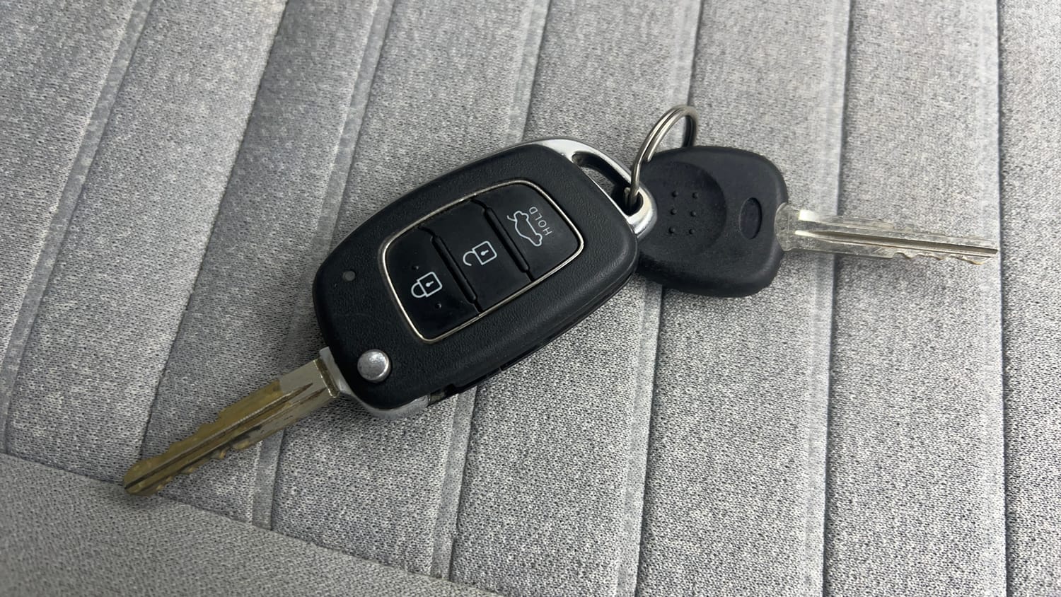 Used 2023 Hyundai Grand i10 Nios Sportz 1.2 Kappa VTVT Petrol Manual extra CAR KEY VIEW