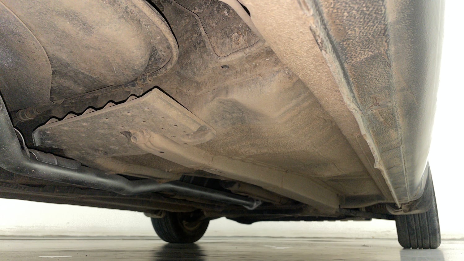 Used 2012 Hyundai i20 Sportz 1.2 Petrol Manual extra REAR RIGHT UNDERBODY VIEW