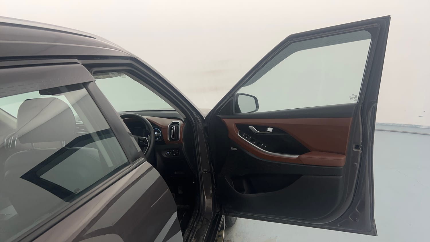 Used 2022 Hyundai Alcazar Signature (O) 7 Seater 1.5 Diesel AT Diesel Automatic interior RIGHT FRONT DOOR OPEN VIEW