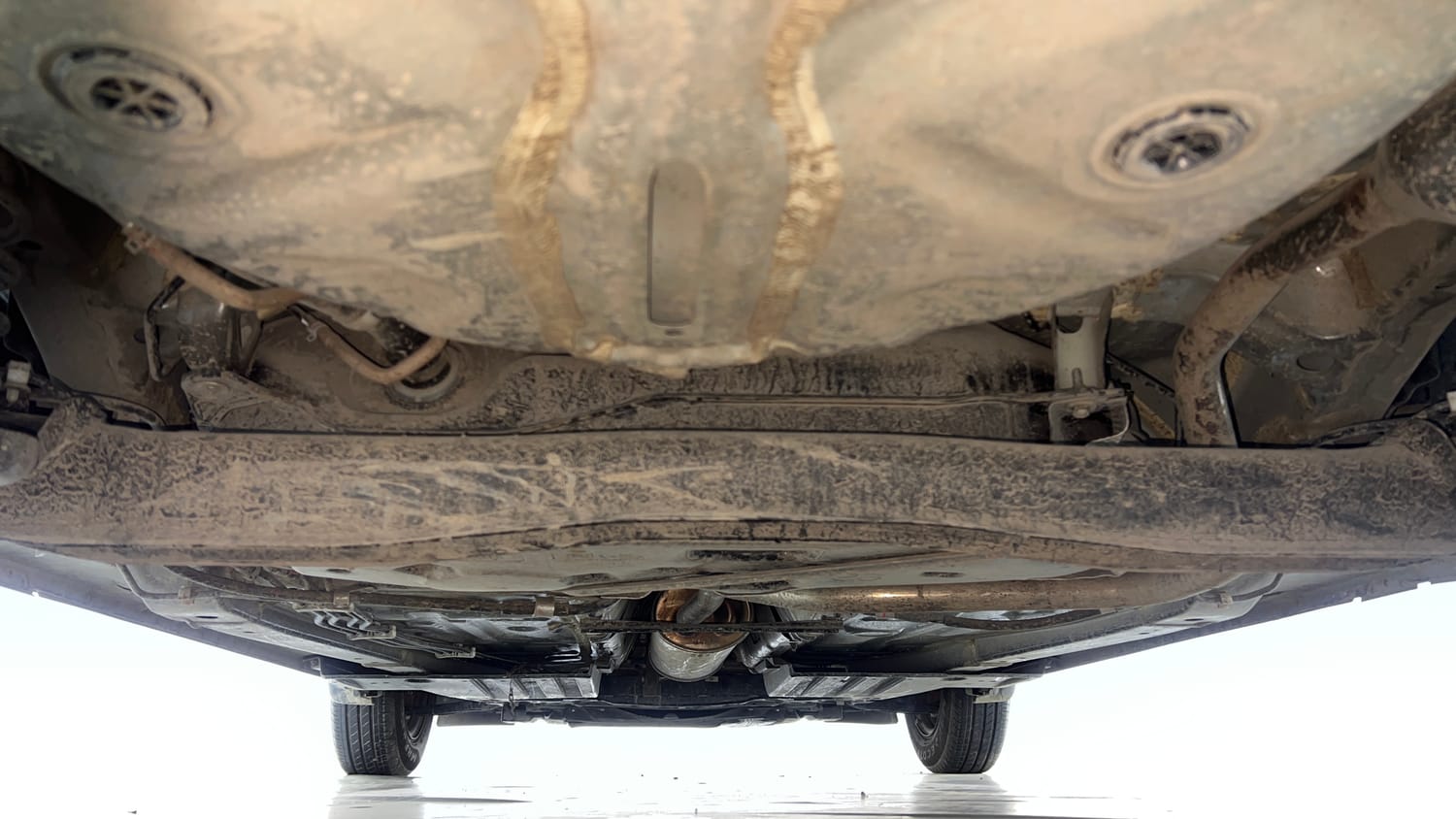 Used 2025 Maruti Suzuki Swift VXi AMT Petrol Automatic extra REAR UNDERBODY VIEW (TAKEN FROM REAR)
