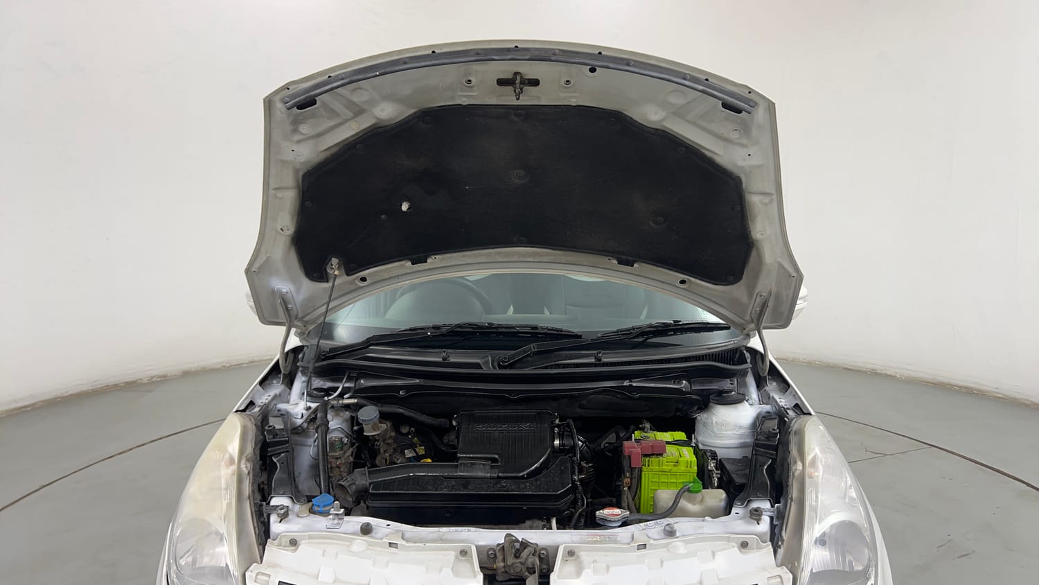 Used 2013 Maruti Suzuki Swift VXi Petrol Manual engine ENGINE & BONNET OPEN FRONT VIEW