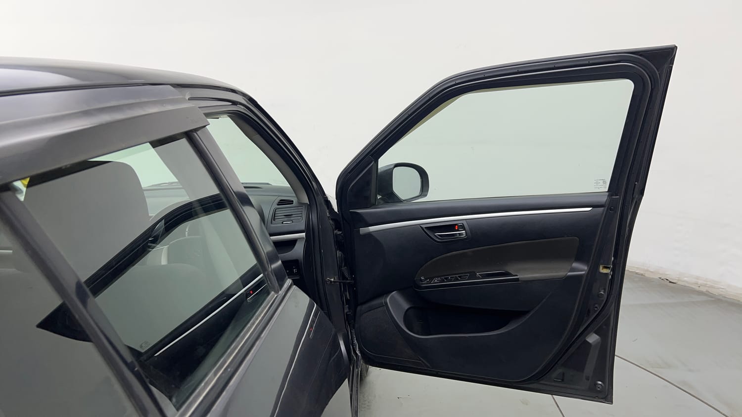 Used 2015 Maruti Suzuki Swift VXi Petrol Manual interior RIGHT FRONT DOOR OPEN VIEW