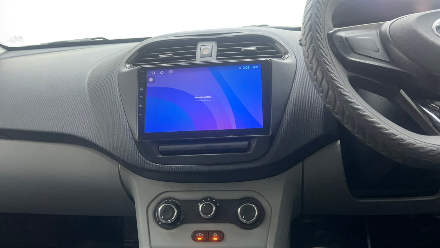 Used 2023 Tata Tiago XE Petrol Manual interior MUSIC SYSTEM & AC CONTROL VIEW