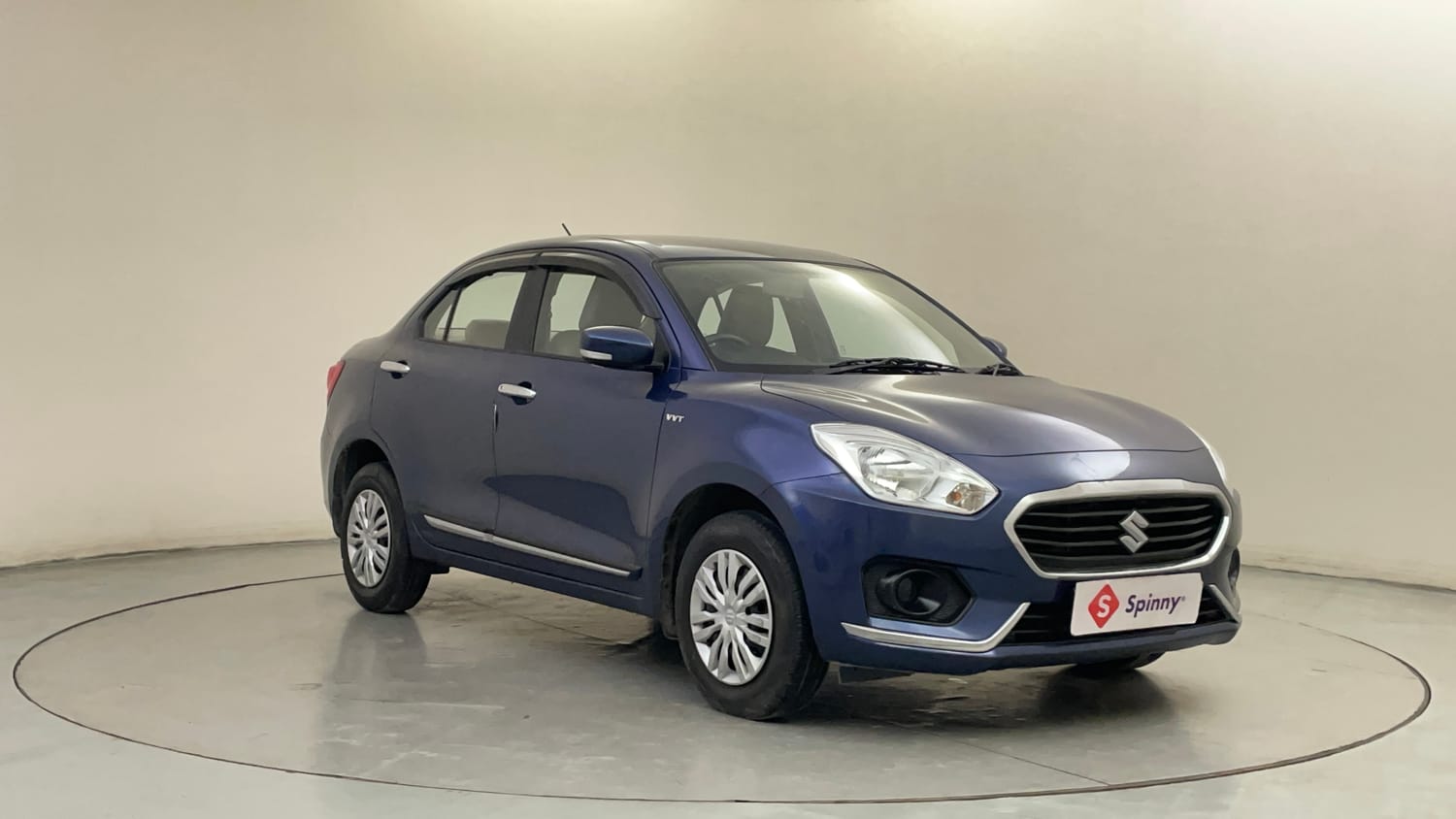 Used 2018 Maruti Suzuki Dzire VXi AMT Petrol Automatic exterior RIGHT FRONT CORNER VIEW