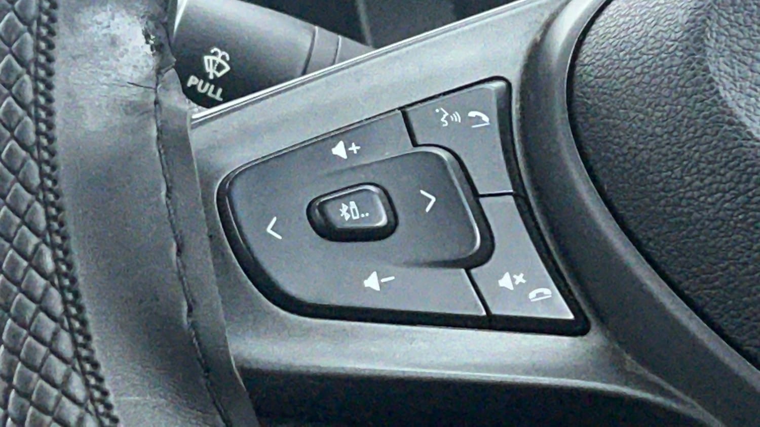 Used 2024 Tata Punch Adventure MT Petrol Manual top_features Steering mounted controls