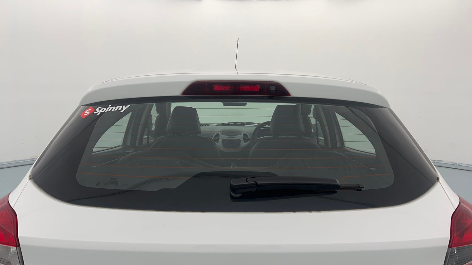 Used 2016 Ford Figo Titanium 1.5 Ti-VCT AT Petrol Automatic exterior BACK WINDSHIELD VIEW