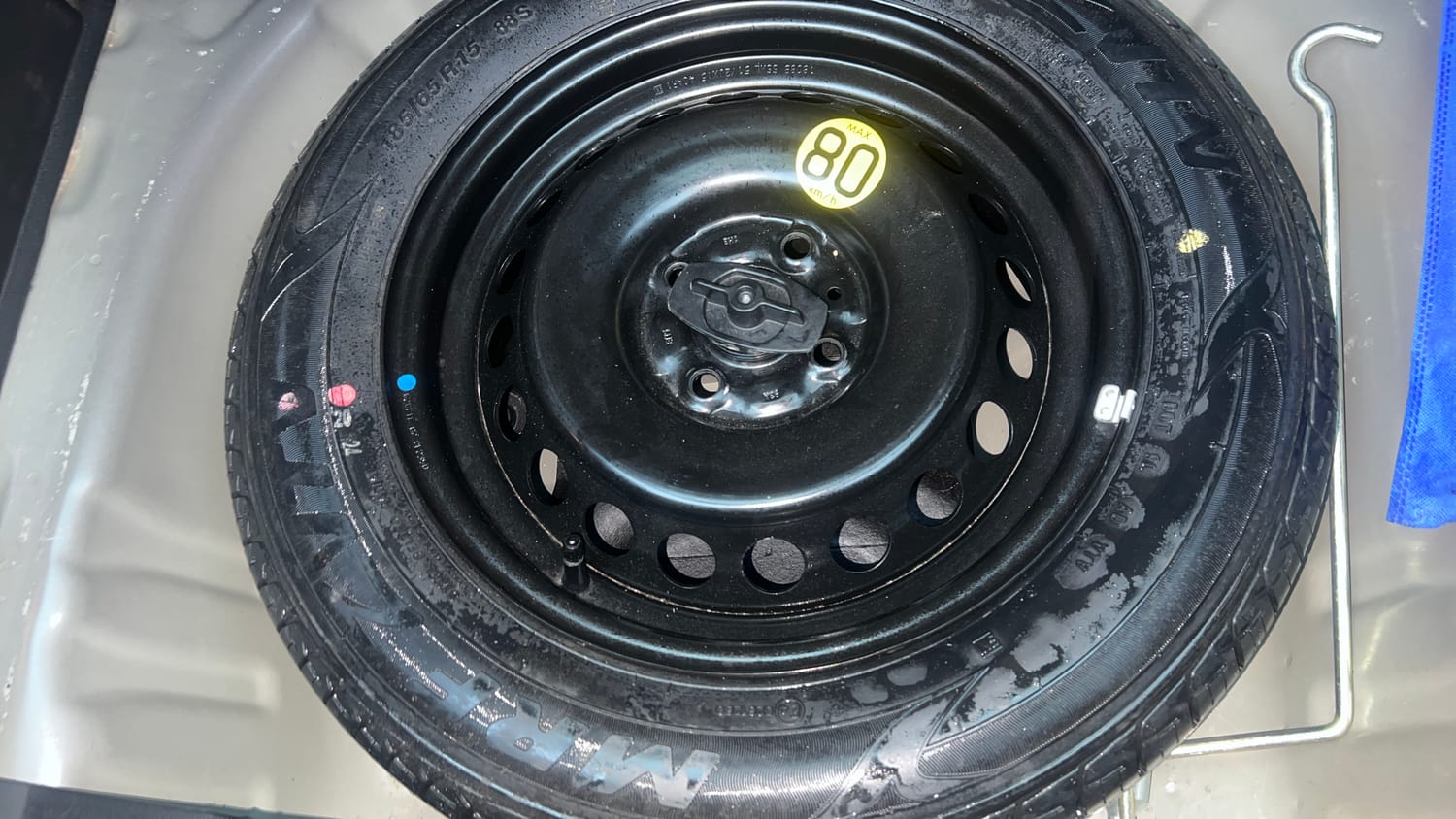 Used 2018 Maruti Suzuki Baleno Alpha 1.2 AT Petrol Automatic tyres SPARE TYRE VIEW