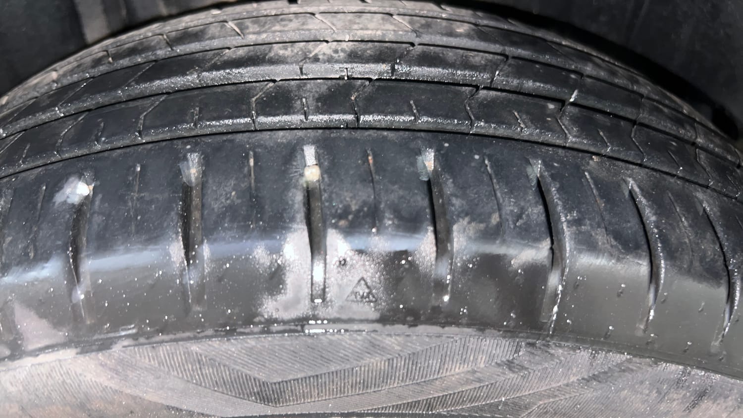 Used 2023 Toyota Glanza V AMT Petrol Automatic tyres RIGHT REAR TYRE TREAD VIEW