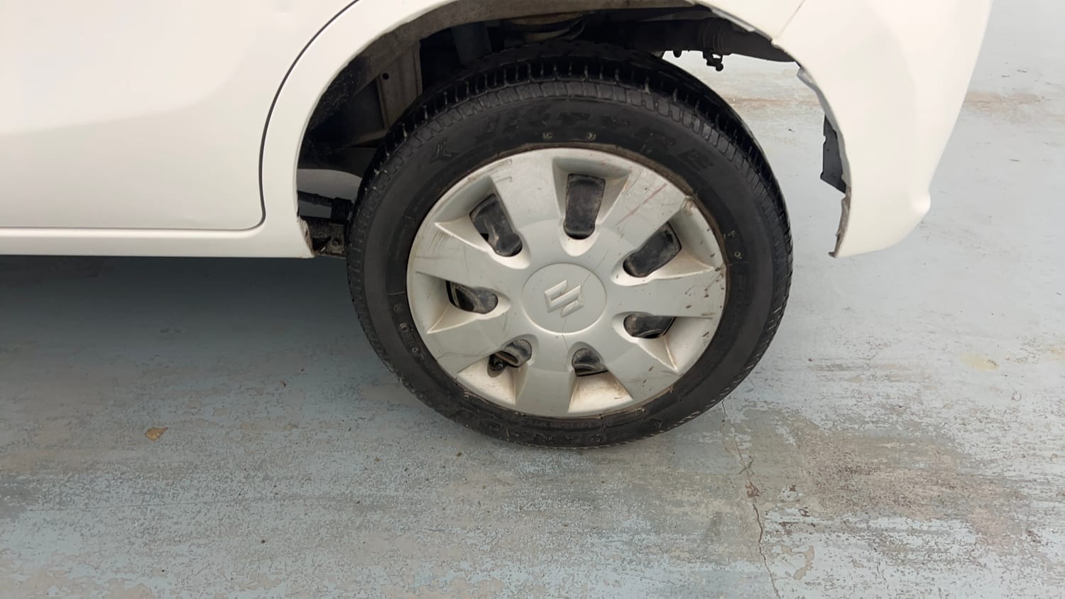 Used 2018 Maruti Suzuki Alto K10 VXi Petrol Manual tyres LEFT REAR TYRE RIM VIEW