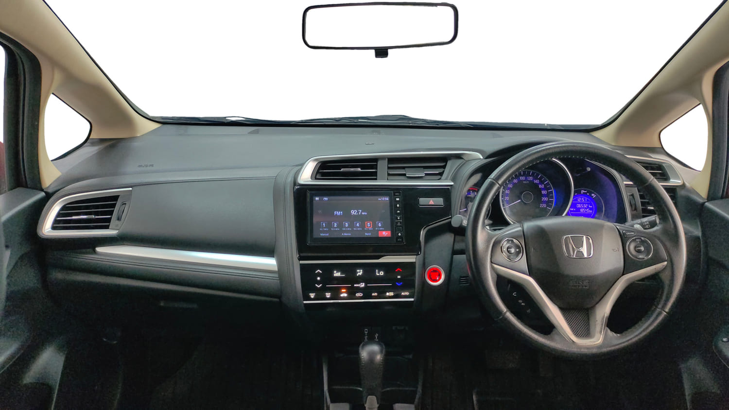 Used 2020 Honda Jazz ZX CVT Petrol Automatic interior DASHBOARD VIEW
