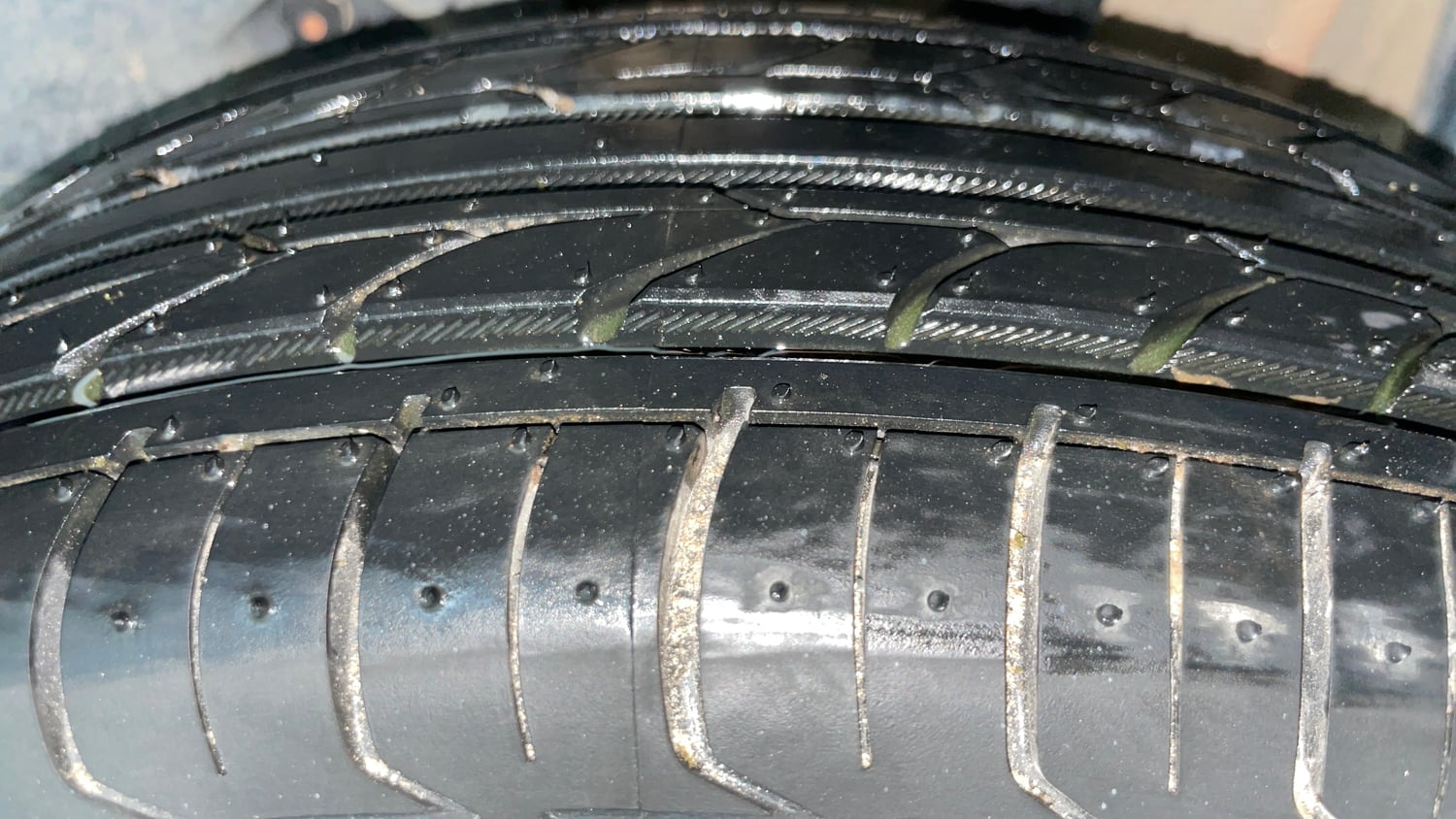 Used 2016 Tata Tiago Revotron XT Petrol Manual tyres LEFT REAR TYRE TREAD VIEW