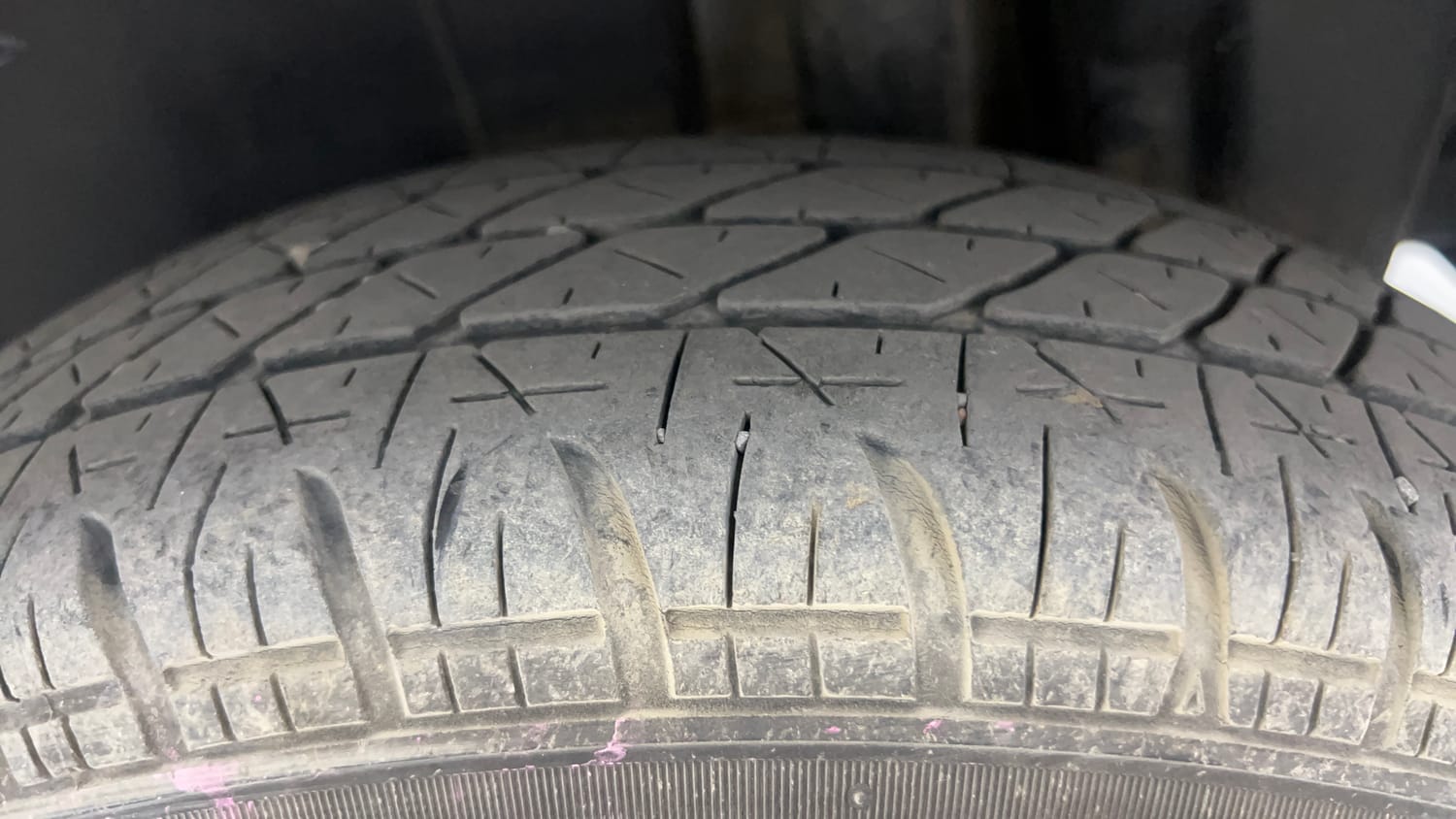 Used 2017 Maruti Suzuki Swift VXi Petrol Manual tyres LEFT REAR TYRE TREAD VIEW
