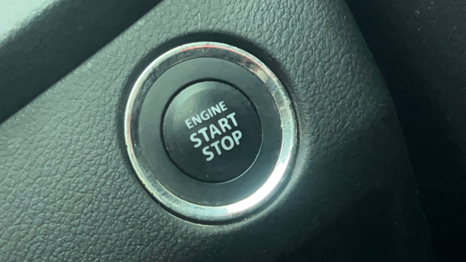 Used 2018 Maruti Suzuki Baleno Alpha 1.2 AT Petrol Automatic top_features Keyless start