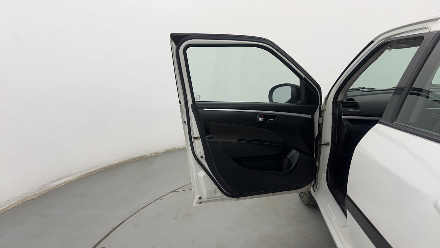 Used 2013 Maruti Suzuki Swift VXi Petrol Manual interior LEFT FRONT DOOR OPEN VIEW