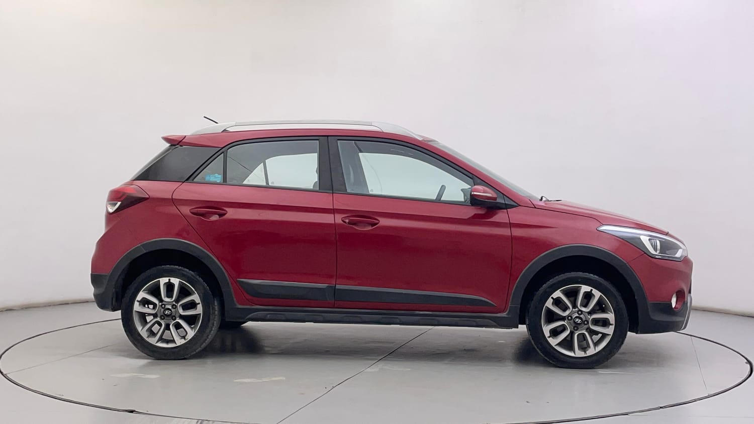 Used 2016 Hyundai i20 Active 1.2 S Petrol Manual exterior RIGHT SIDE VIEW