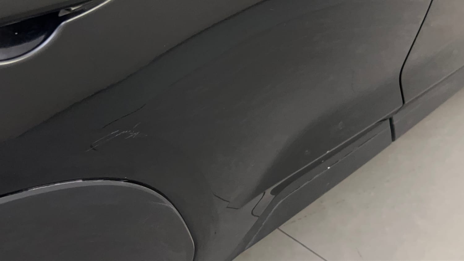 Used 2024 Nissan Magnite XL AMT Petrol Automatic dents MINOR DENT
