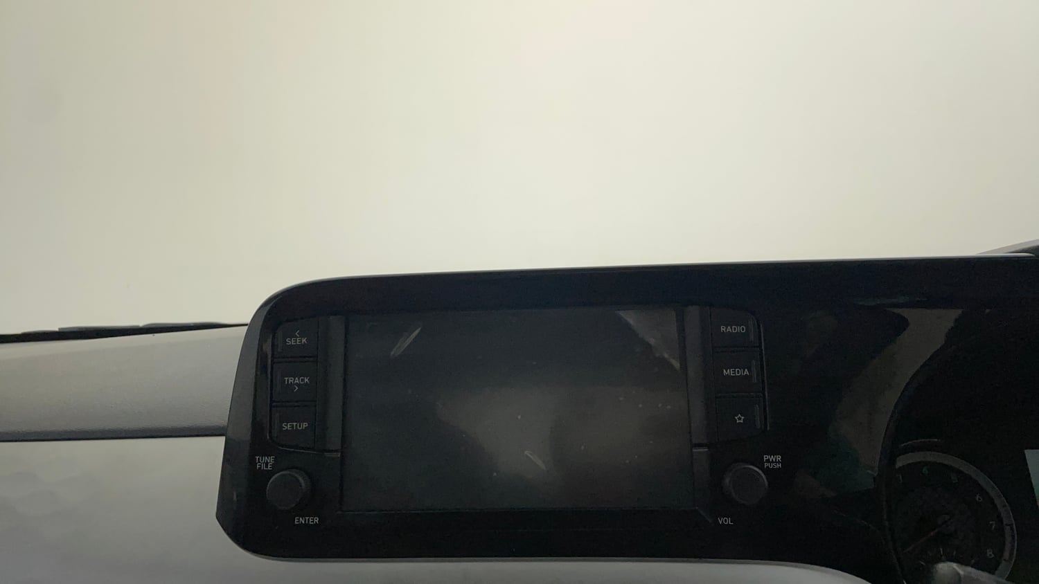 Used 2023 Hyundai Grand i10 Nios Sportz 1.2 Kappa VTVT Petrol Manual top_features Touch screen infotainment system