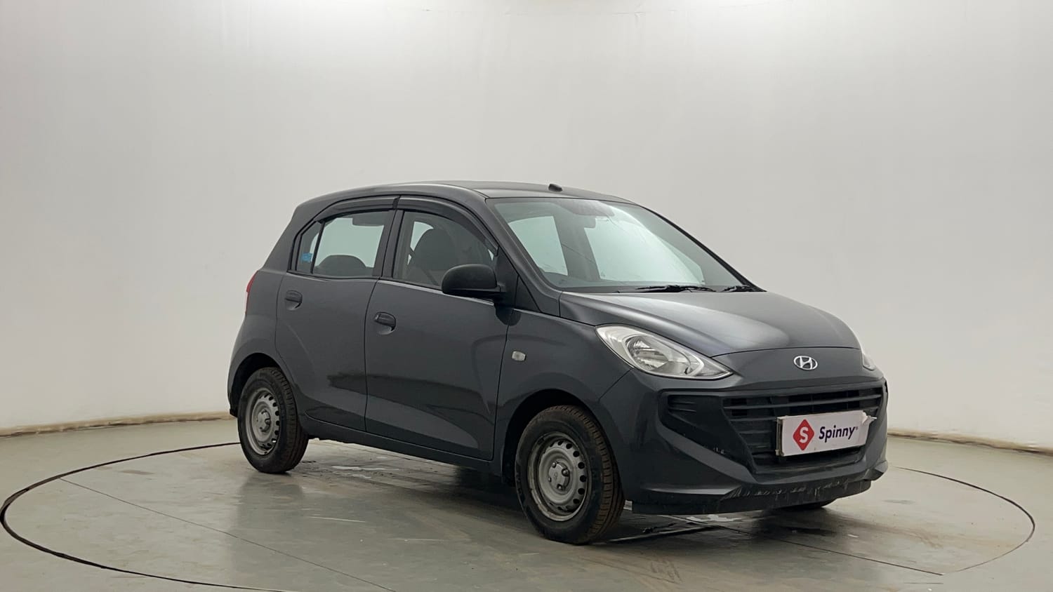 Used 2020 Hyundai Santro Era Executive Petrol Manual exterior RIGHT FRONT CORNER VIEW