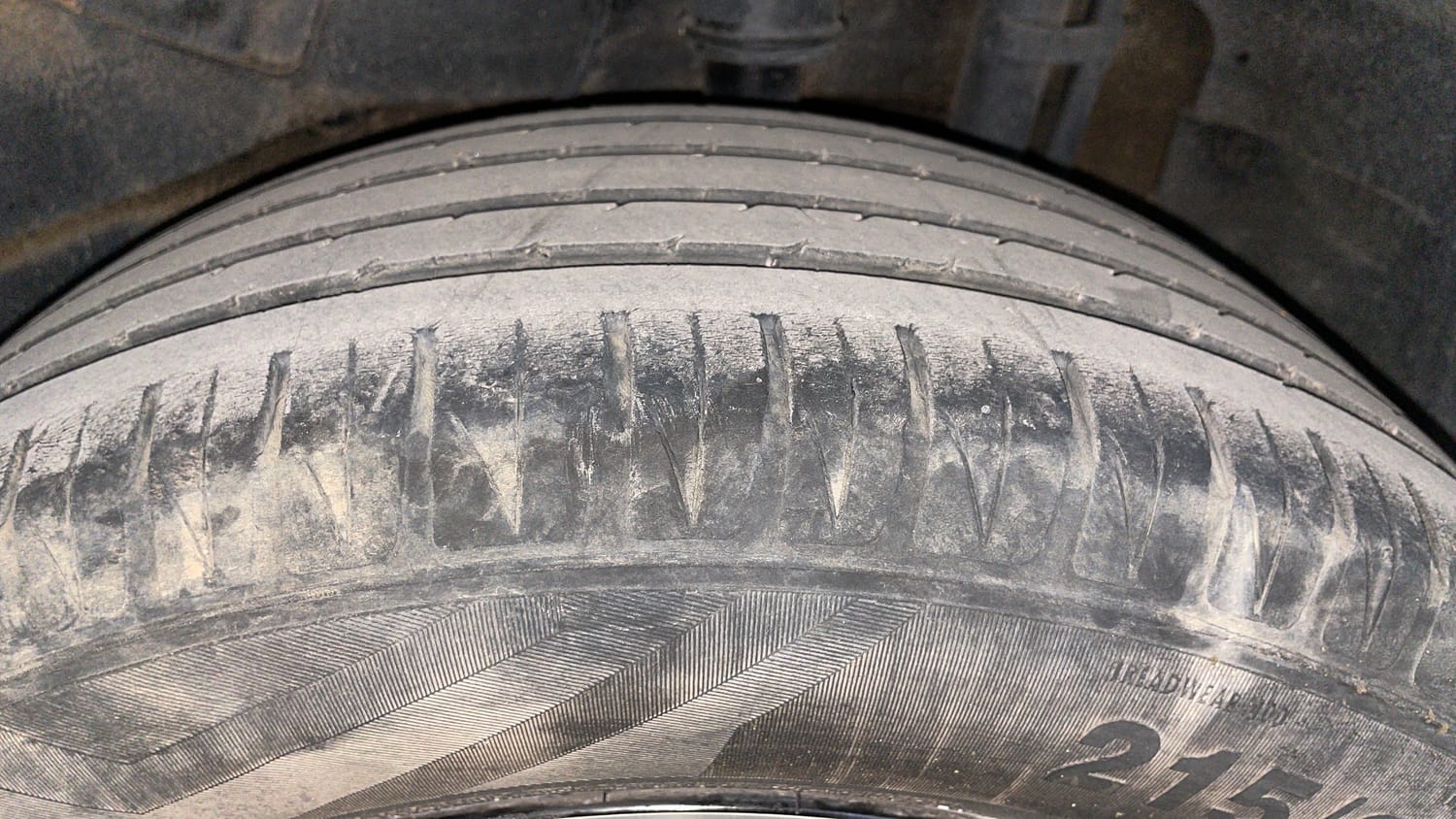 Used 2019 Tata Nexon XZ Plus Diesel Diesel Manual tyres LEFT REAR TYRE TREAD VIEW