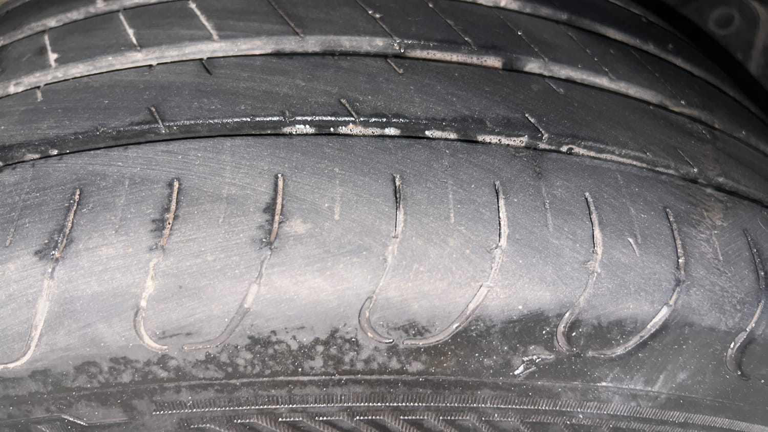 Used 2023 Hyundai Creta SX 1.5 Petrol Petrol Manual tyres LEFT REAR TYRE TREAD VIEW