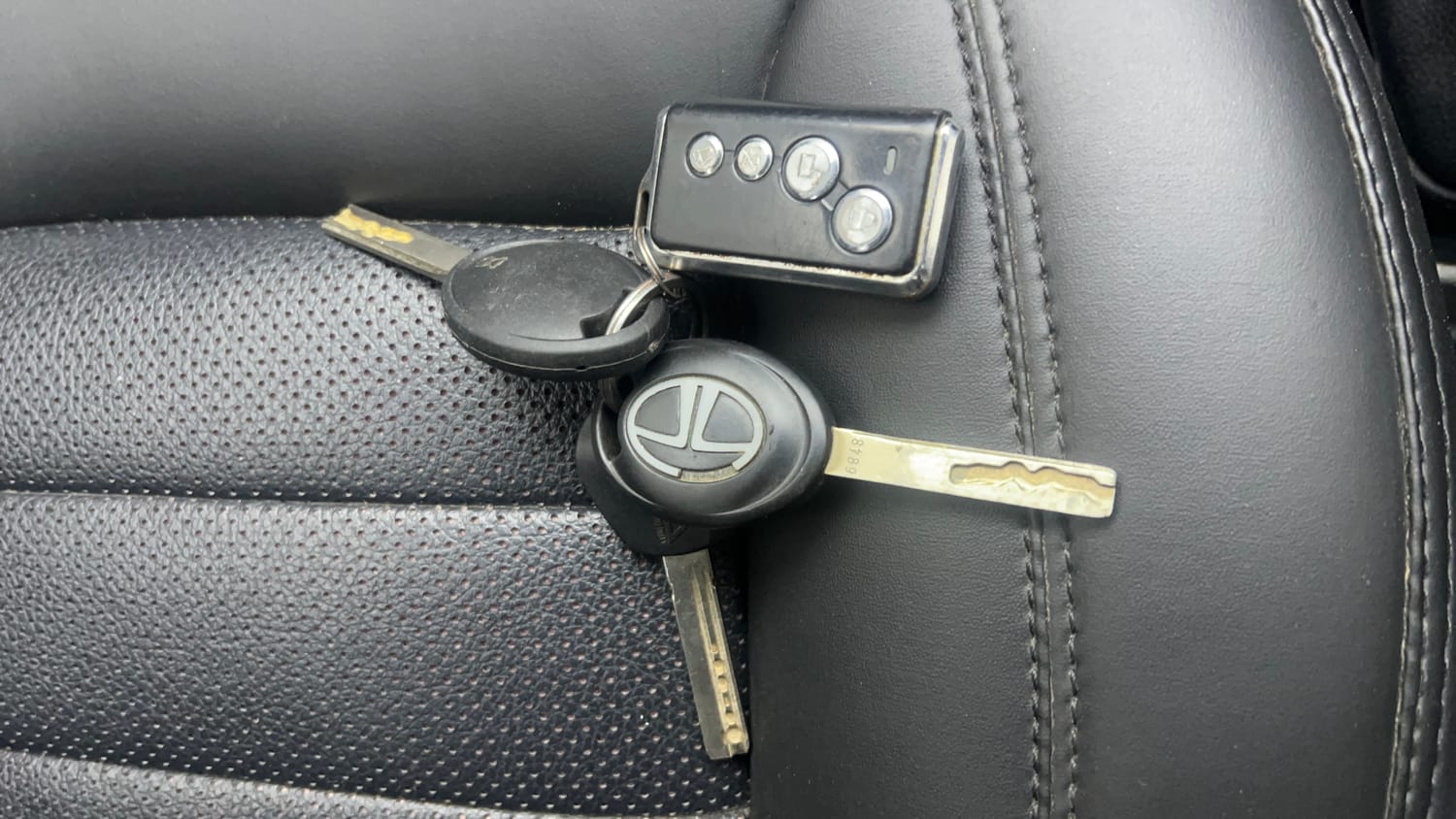 Used 2023 Tata Tiago XE Petrol Manual extra CAR KEY VIEW