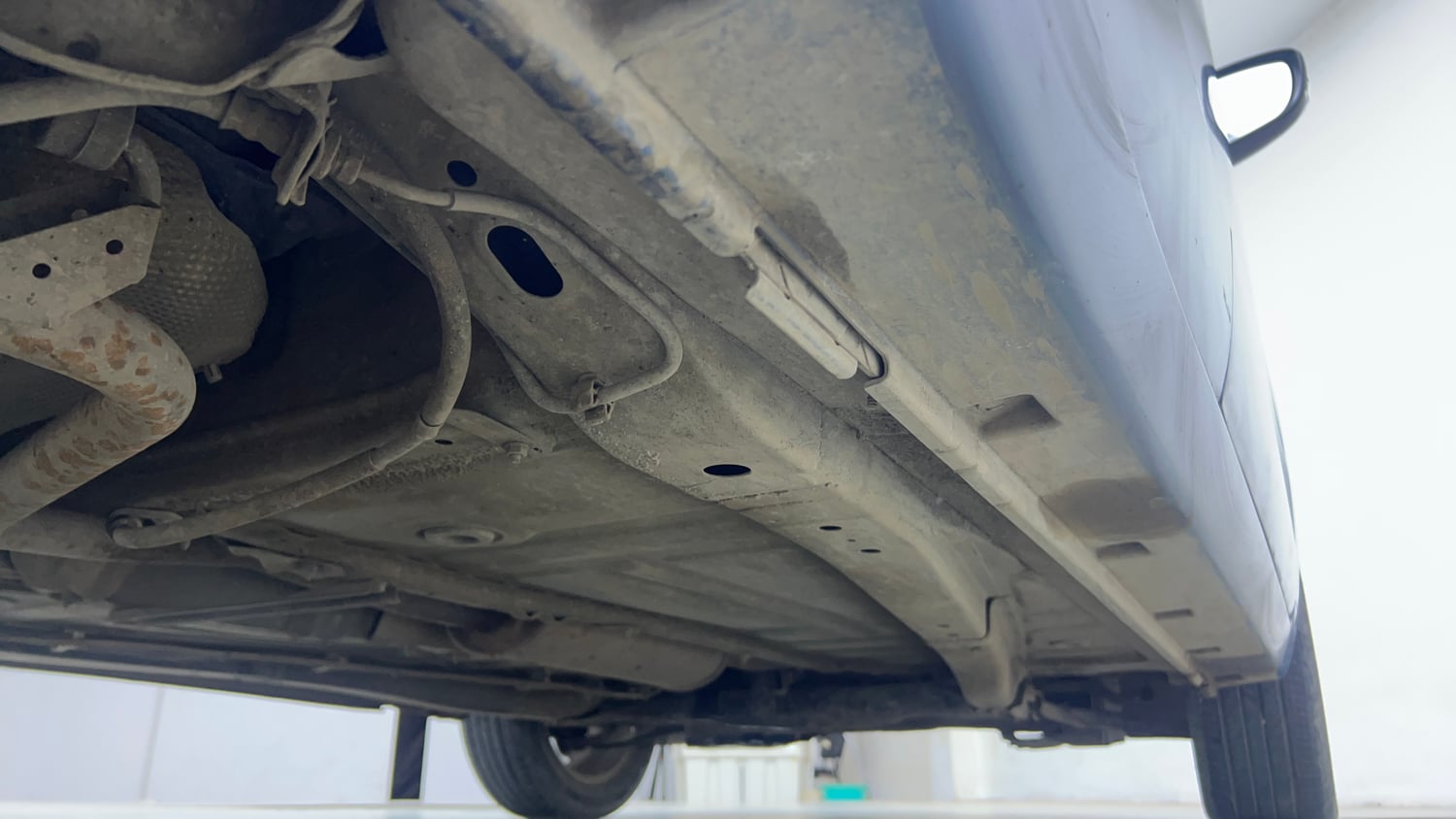 Used 2018 Maruti Suzuki Baleno Alpha Petrol+CNG (Outside Fitted) Cng Manual extra REAR RIGHT UNDERBODY VIEW