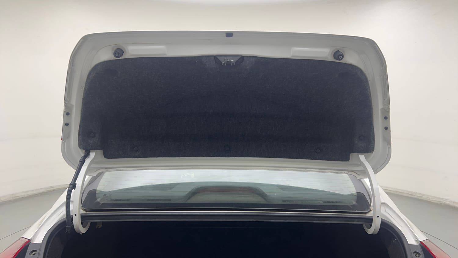 Used 2019 Honda Civic VX CVT Petrol Petrol Automatic interior DICKY DOOR OPEN VIEW